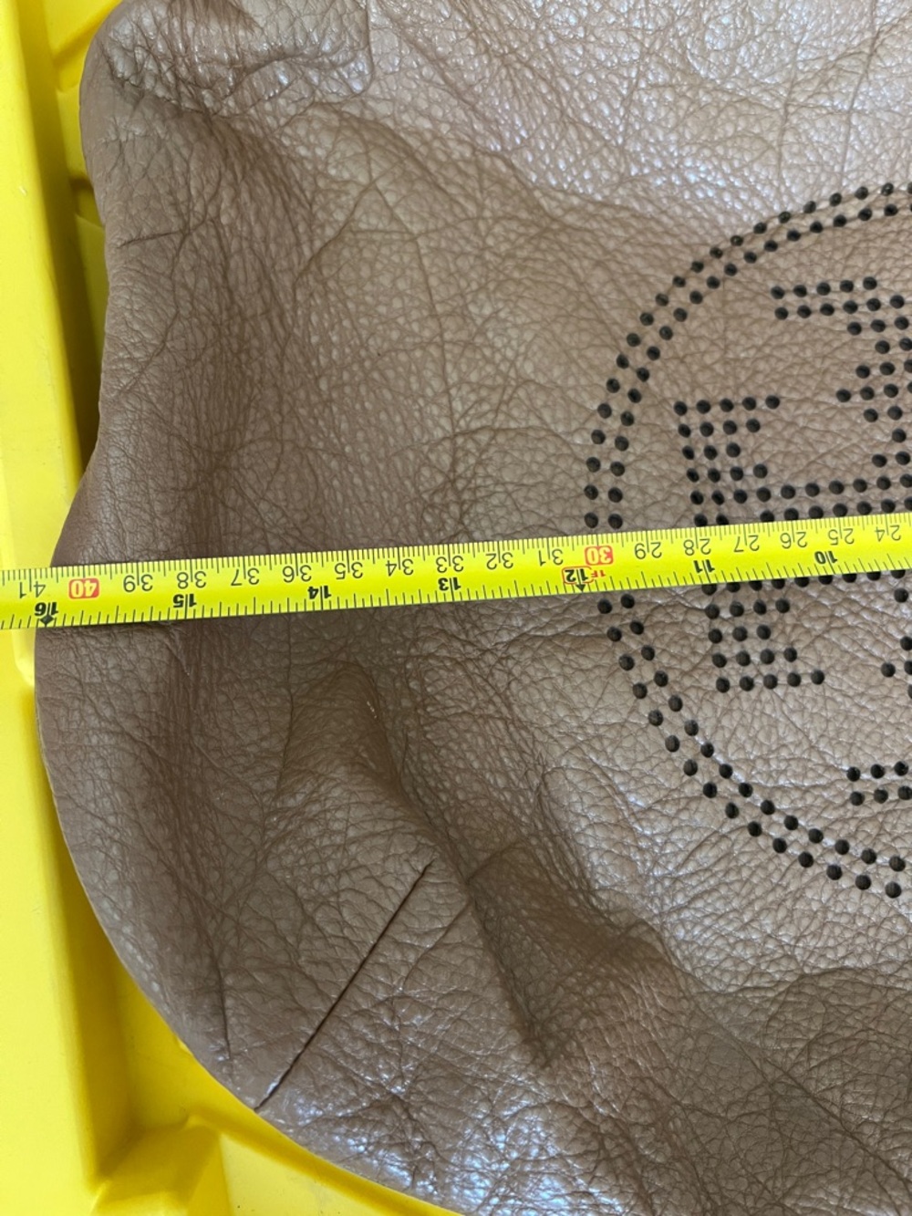 Tory Burch Kipp Perforated Logo Hobo Bag - Pebbled Tan Leather - Picture 11 of 13